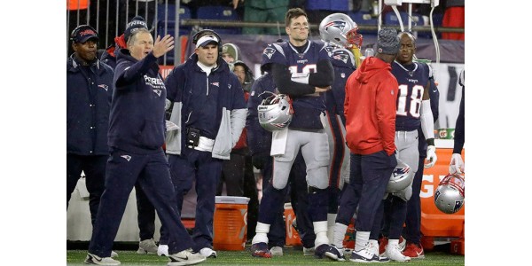 Tom Brady está a punto de cambiarse de camiseta para debutar en el primer partido